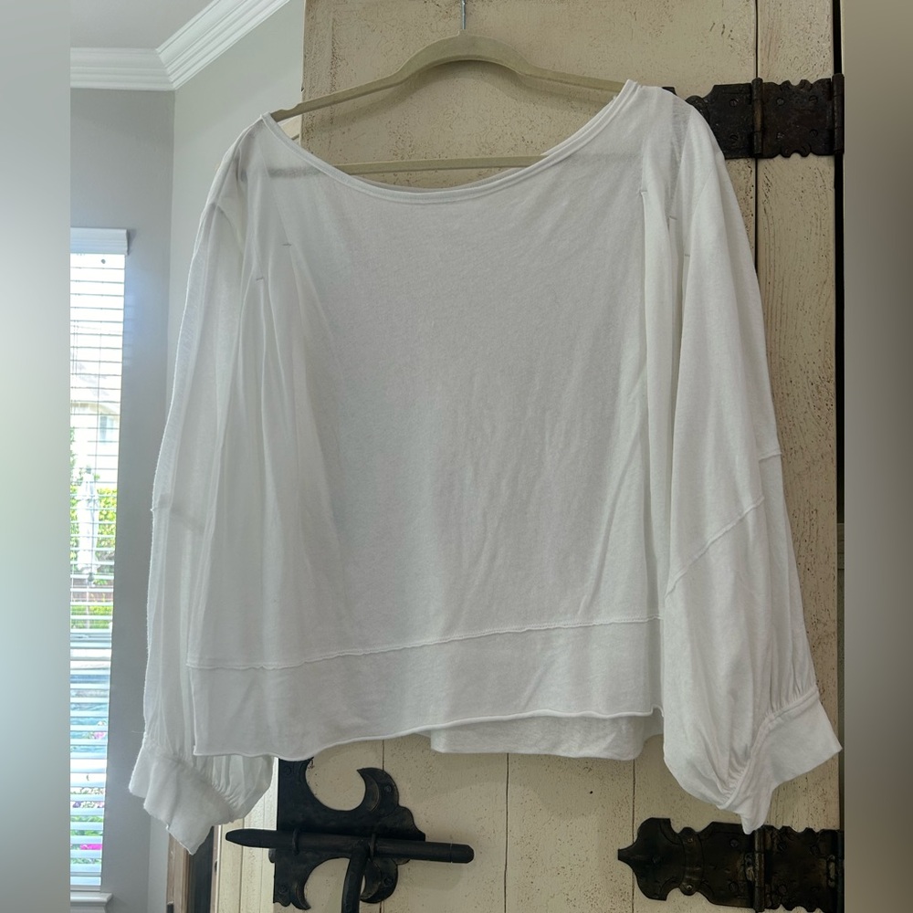 Flowy white t-shirt